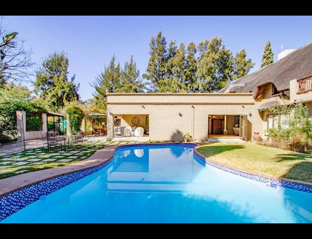 6 BEDROOM HOUSE FOR SALE IN BEAULIEU